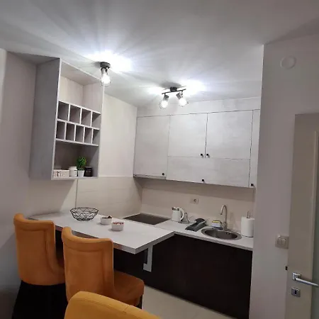 Mara'S Cozy Apartment Podgorica Exterior photo