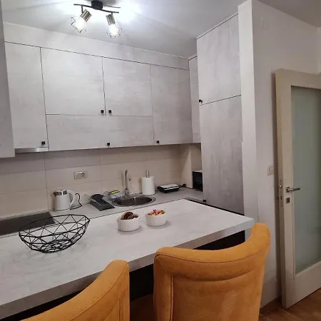 Mara'S Cozy Apartment Podgorica Exterior photo
