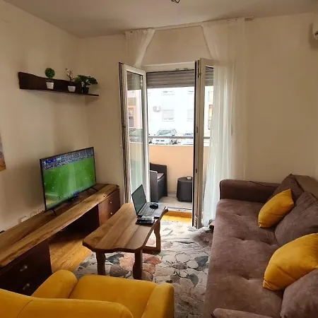 Mara'S Cozy Apartment Podgorica Exterior photo